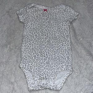 (3 for $10) carters animal print bodysuit